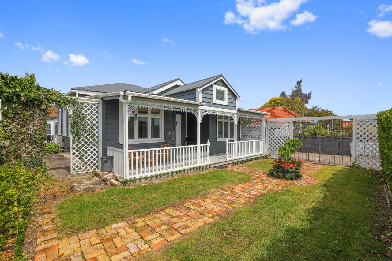 Central Heritage Villa Rotorua Exterior photo